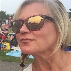 Meet your Posher, Deanna